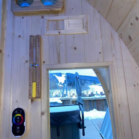 Nouveau chalet romantique à la montagne Métabief Esterno foto